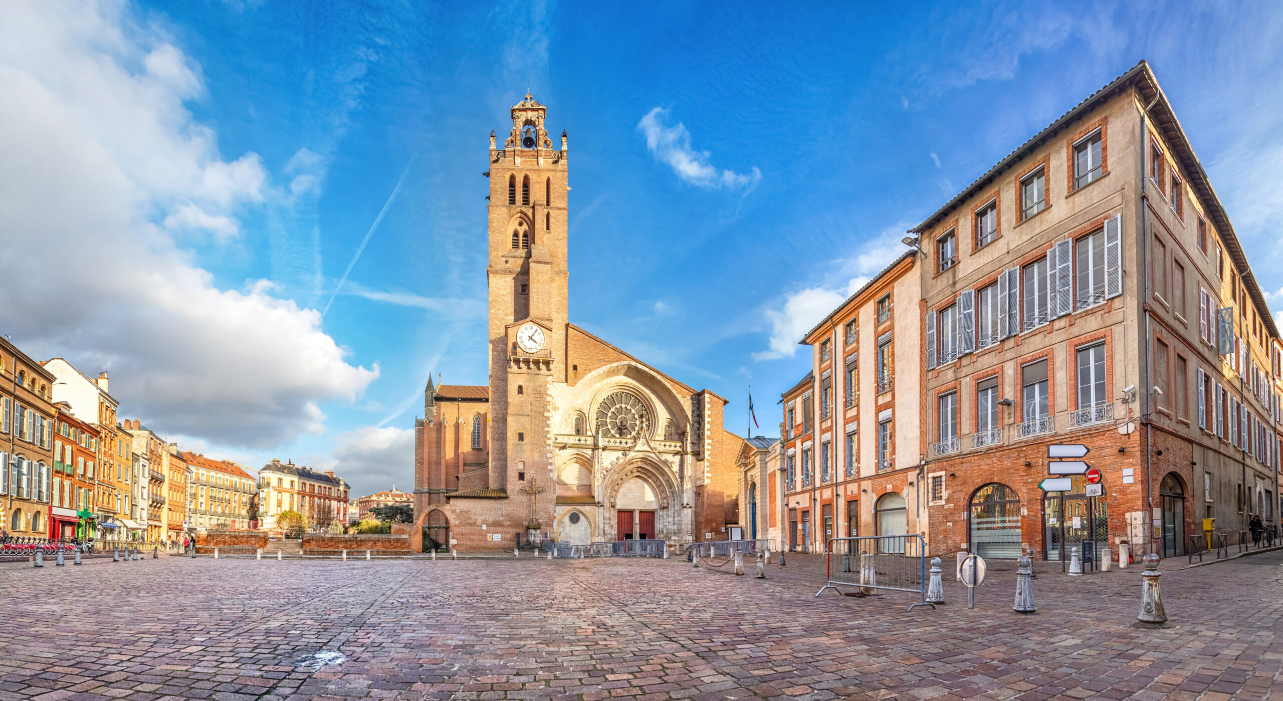 Teach English in Toulouse, France get your TEFL